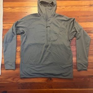 Patagonia R1 Hoodie - Gray - Men’s Large